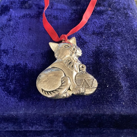 GORHAM SILVER CAT ORNAMENT - Picture 1 of 3